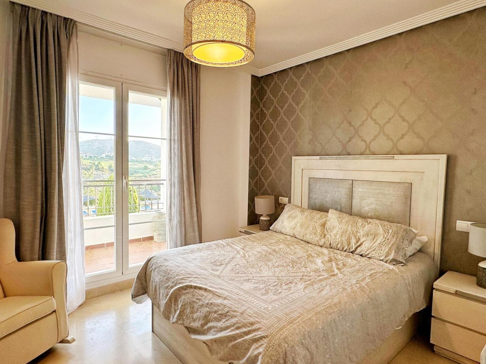 Los Arqueros Golf Apartments 베나하비스 외부 사진