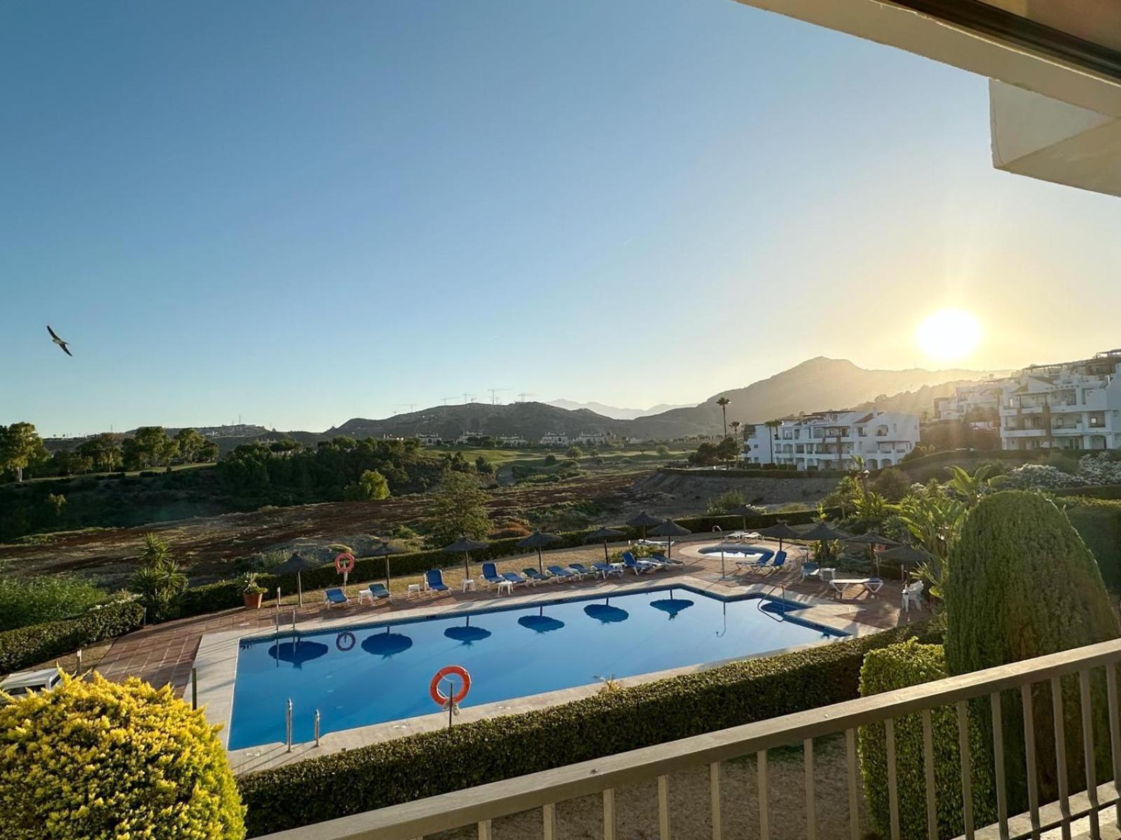 Los Arqueros Golf Apartments 베나하비스 외부 사진